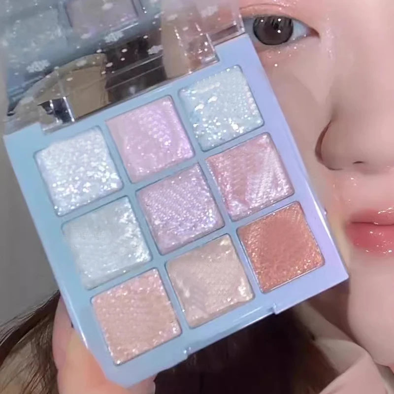 9 Colors Glitter Snowflake Eyeshadow Palette Dream Girl Pearly Eye Shadow Matte Matte Highlights Cool Tone Charming Eyes Makeup